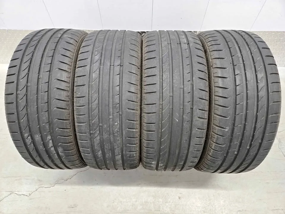 Tire Set- 215/50R17