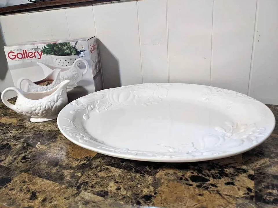 Turkey platter and gravy boats