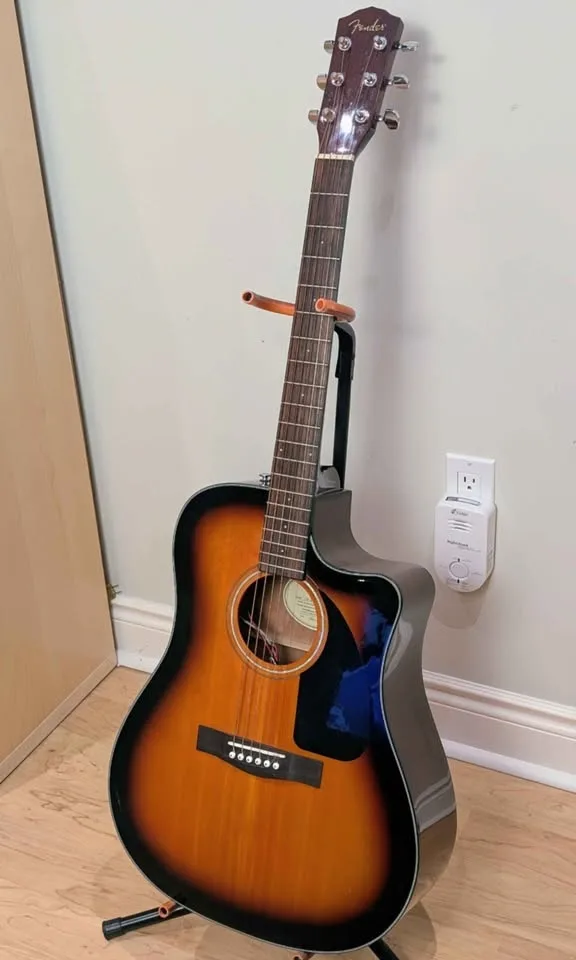 Fender CD-60E Acoustic Electric Guitar w/ Hard Case image indicator(7)