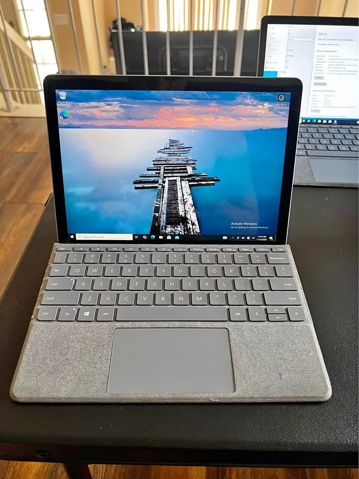 Surface Go 2