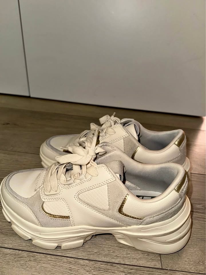 Shoes for $10