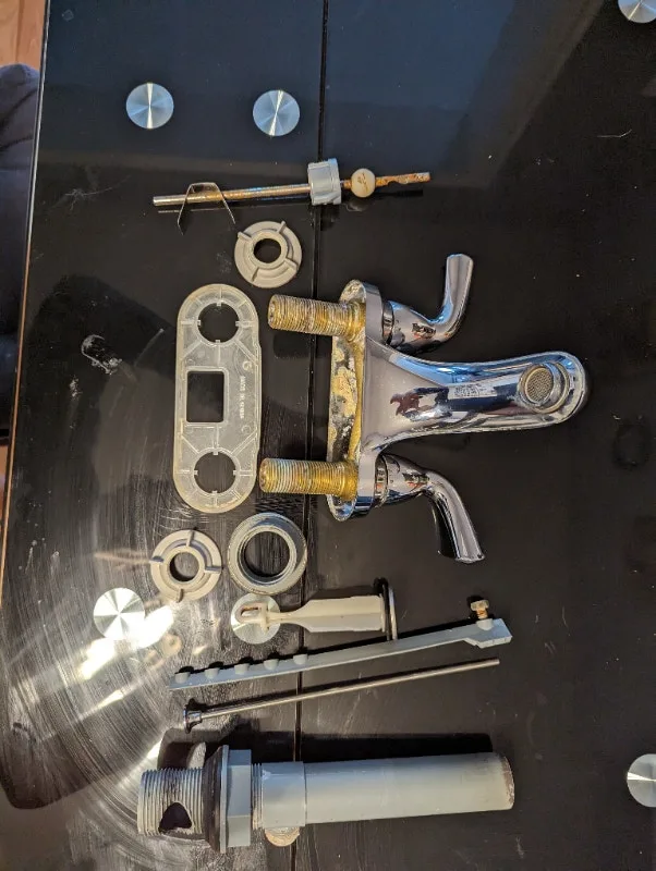 Bathroom Faucet $10 image indicator(3)