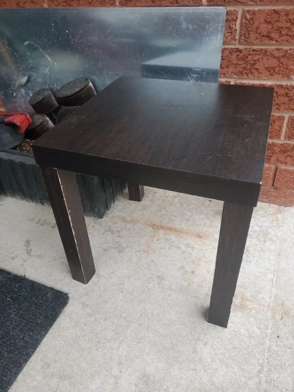 VARIOUS COFFEE TABLES. #cleanout image indicator(3)