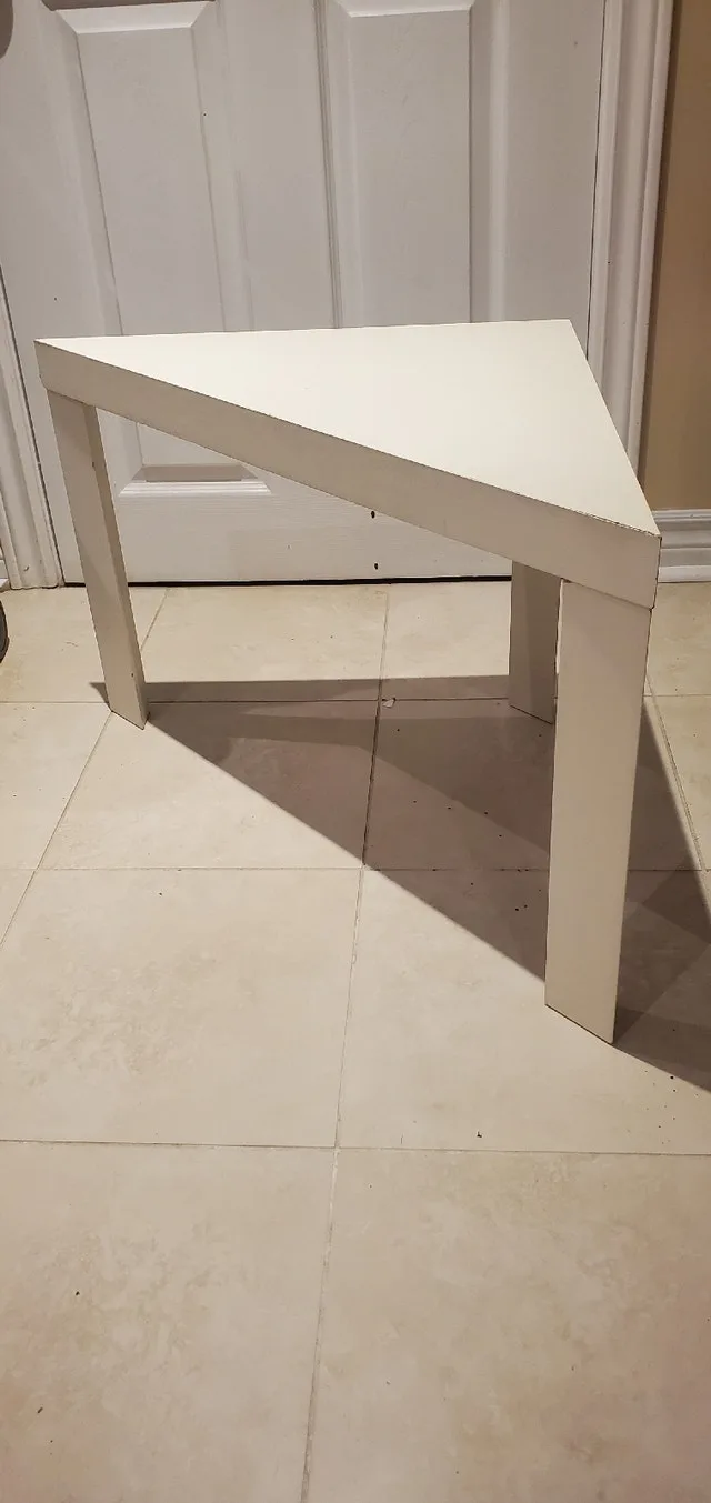 VARIOUS COFFEE TABLES. #cleanout image indicator(6)