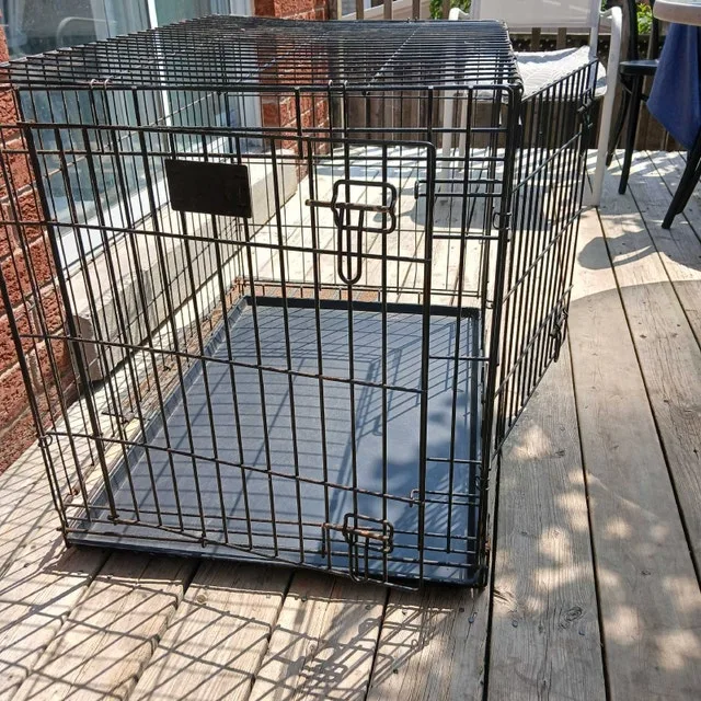 Dog Cage with Tray #cleanout image indicator(2)