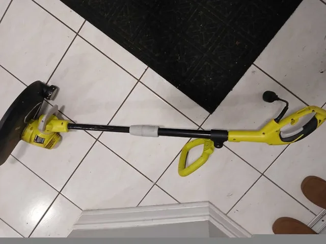 Yardworks and Ryobi Electric Weed Trimmer 14 in. #cleanout image indicator(3)
