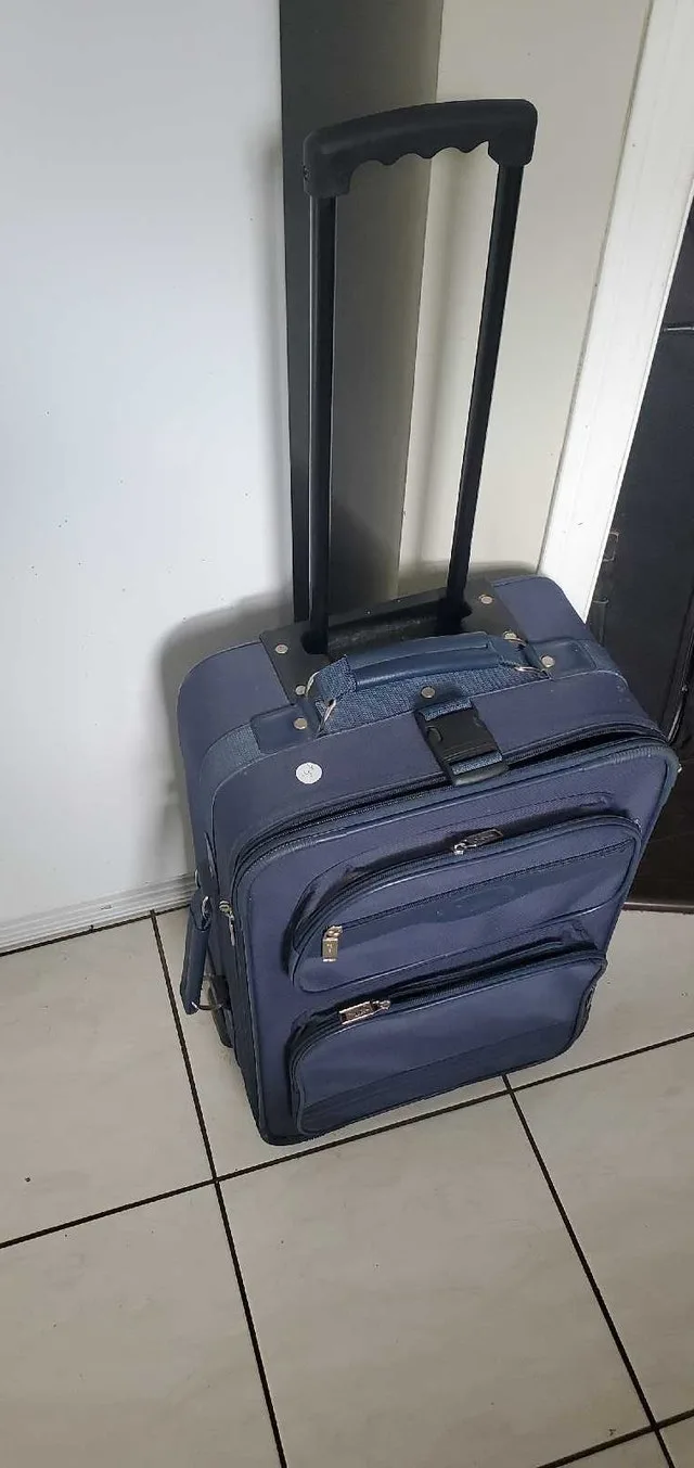 Various Travel Luggages #cleanout image indicator(5)