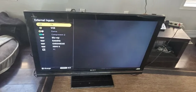 SONY BRAVIA TV 46 inches. image indicator(5)