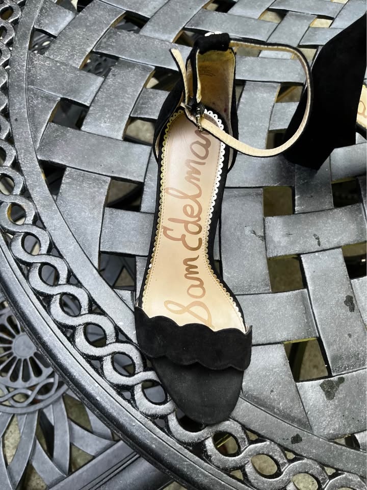 Sam Edelman black velvet sandals size 9 - photo 3