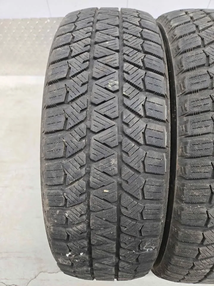Two Bridgestone Blizzak Winter Tires- 175/65R15 image indicator(5)