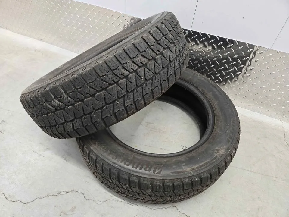 Two Bridgestone Blizzak Winter Tires- 175/65R15 image indicator(7)