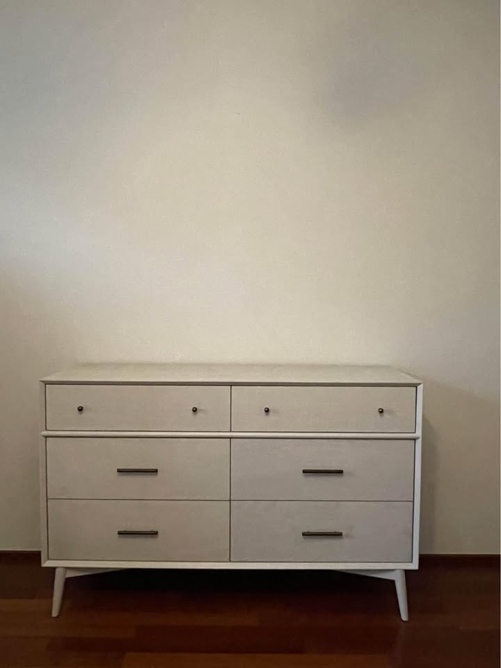 West elm Mid-Century 6-Drawer Dresser (56")