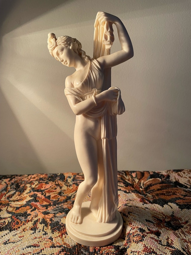 Vintage Italian Aphrodite Sculpture by Ruggeri