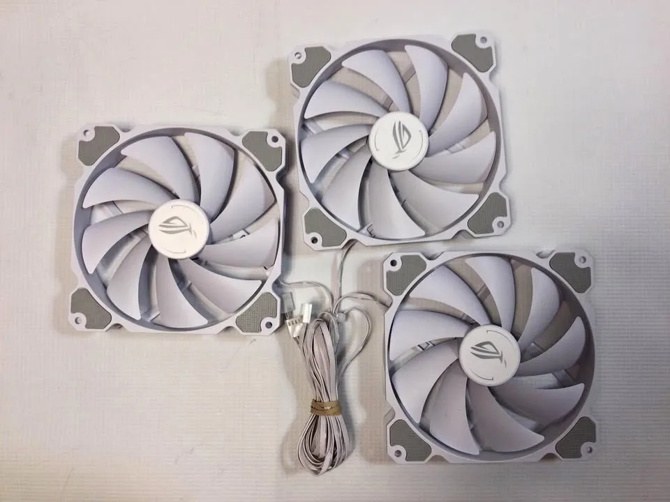 #Cleanout New * ASUS Case Fan White. Price for one  piece.