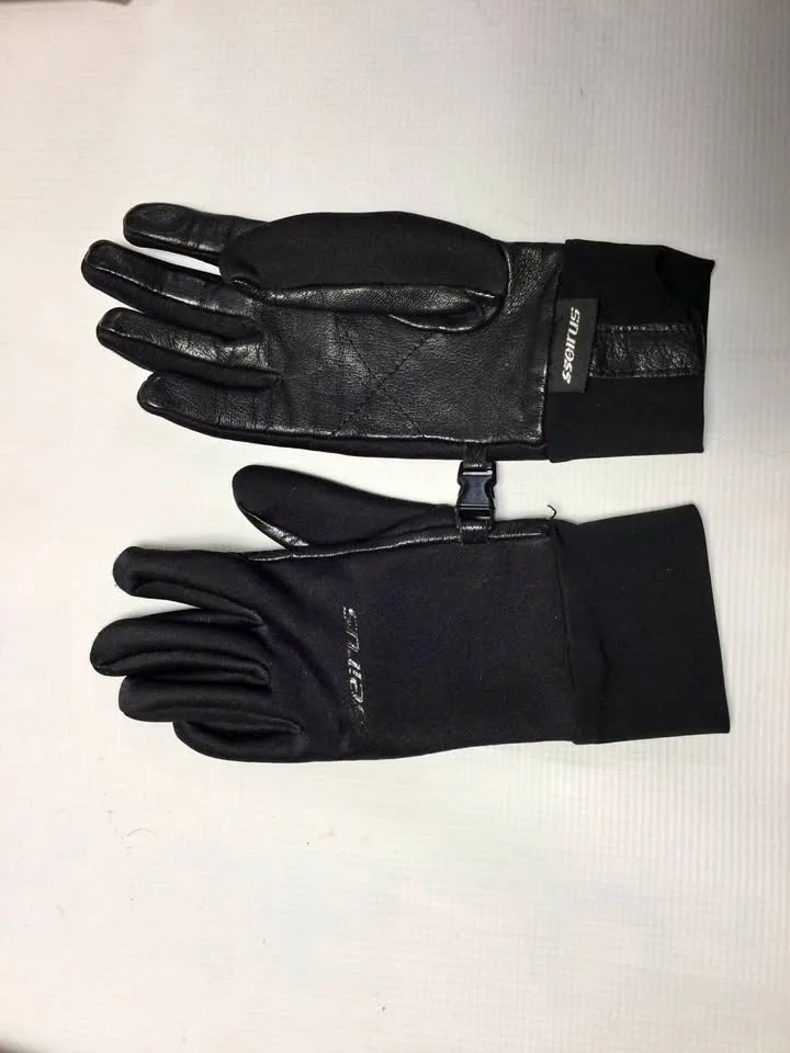 #Cleanout Womens Seirus Gloves Black Medium