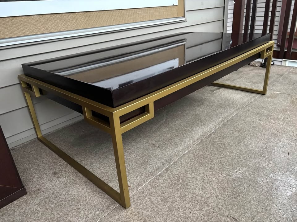 Gorgeous solid wood coffee table with brass frame and legs - photo 4