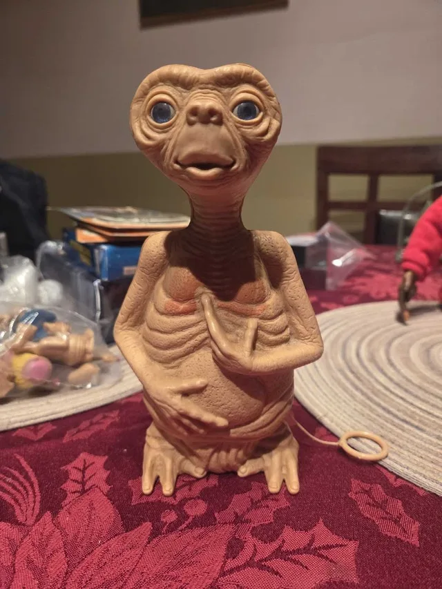 E.T. Figure