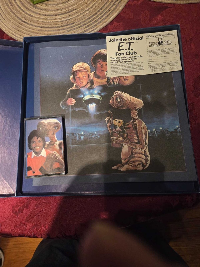 E.T. Cassette with Michael Jackson - photo 2