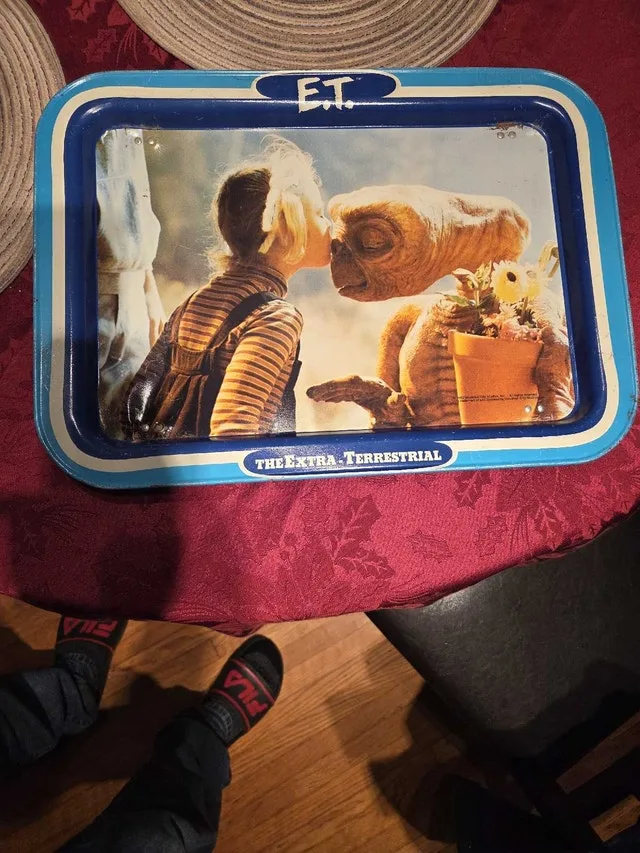 E.T. The Extra-Terrestrial Tray