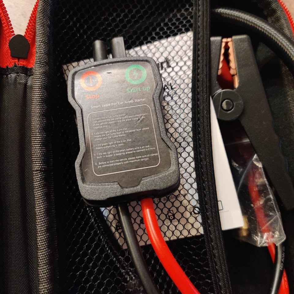 4-in-1 Jump Starter with Air Compressor - 3000A - photo 2