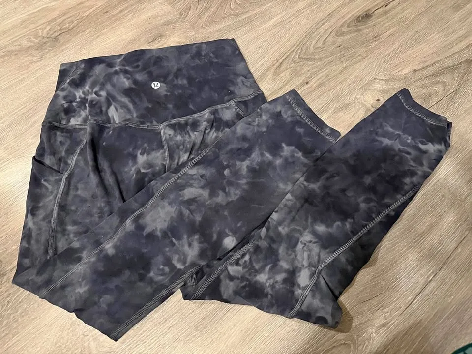 Lululemon align high rise with pocket