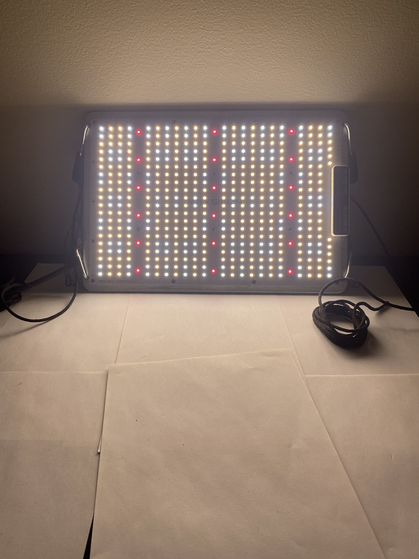 MAXSISUN LED Grow Light – 150W Full Spectrum – Like New - photo 2