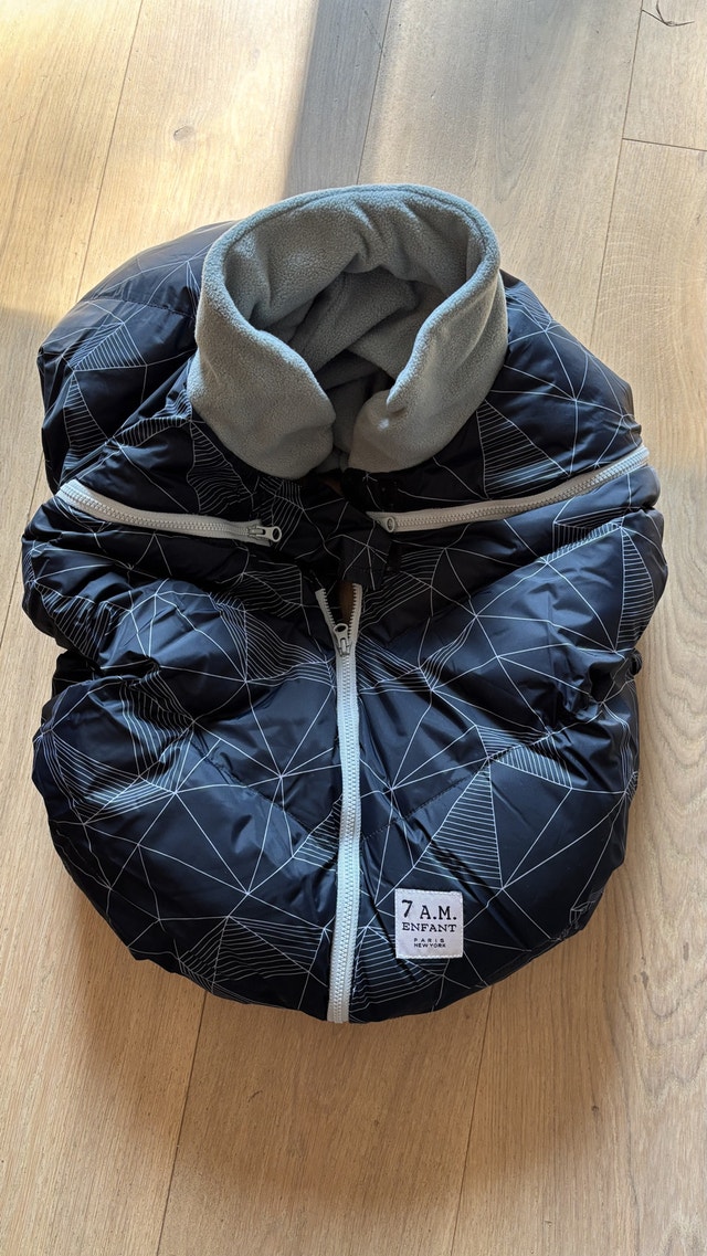 7AM car seat cocoon winter cover - photo 2