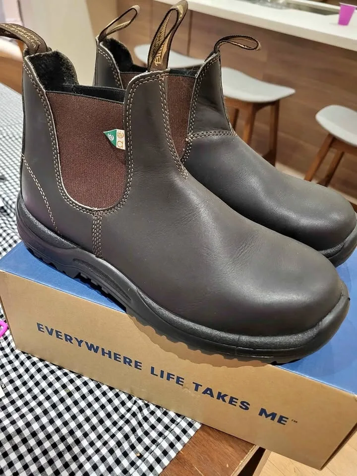 Blundstone Mens 11.5 safety boot