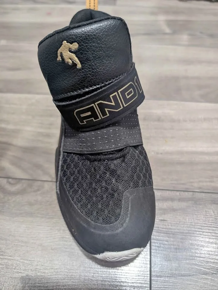 Size 2 boys shoes in brand new condition