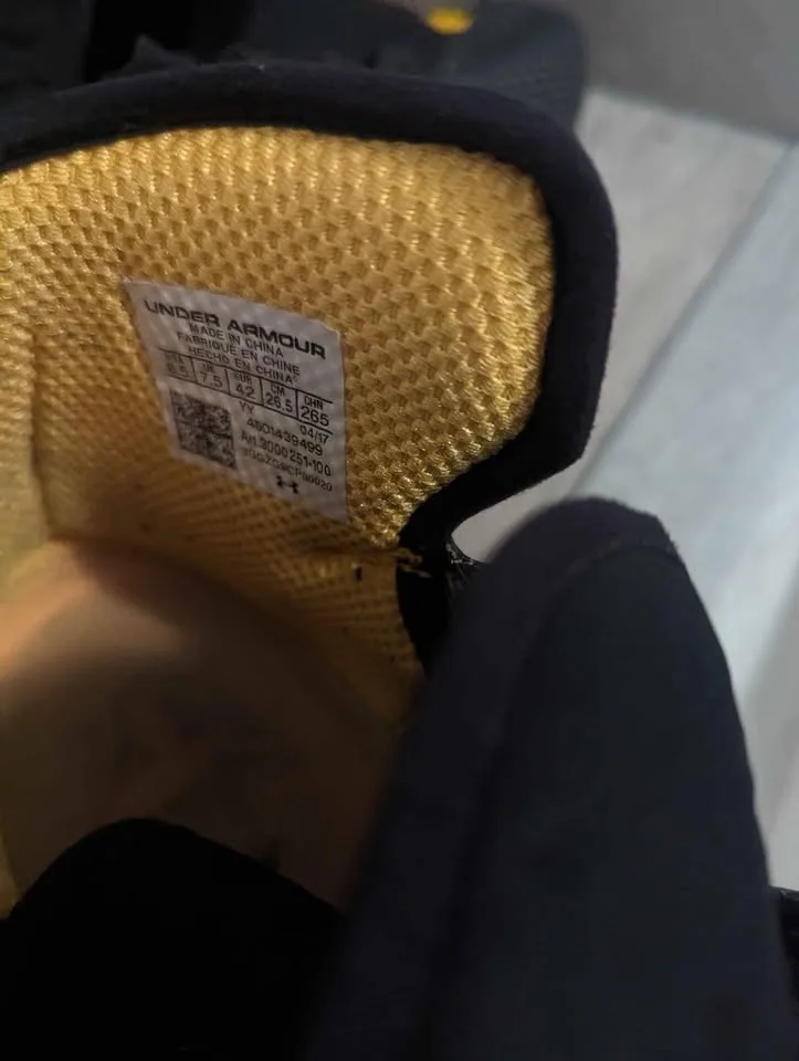 Brand new condition Men's Project Rock Under armour shoes size 8 image indicator(5)