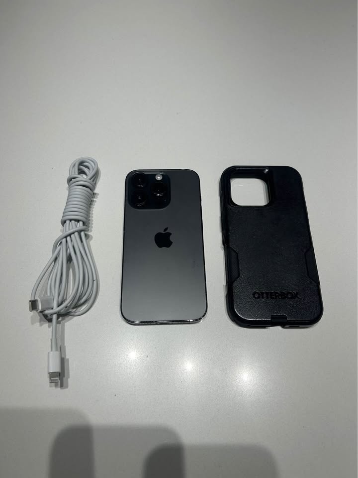 iPhone 14 Pro - photo 2