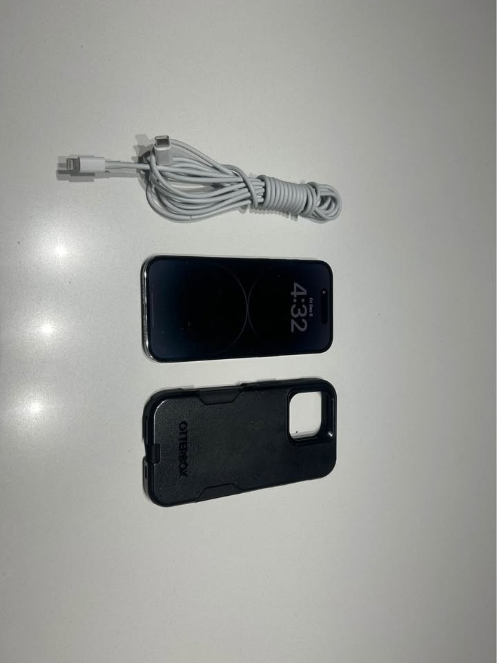 iPhone 14 Pro - photo 3