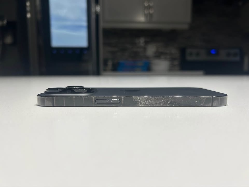 iPhone 14 Pro - photo 4