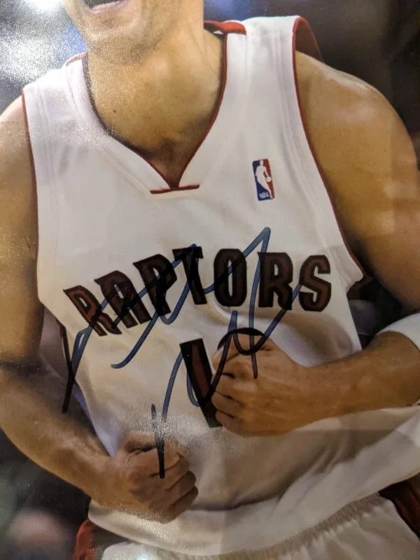 Anthony Parker Raptors Autographed 8x10 Photo image indicator(2)