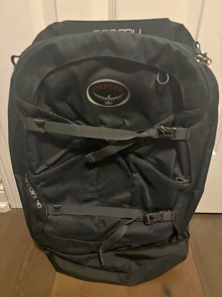 Osprey Farpoint 40L Travel Backpack