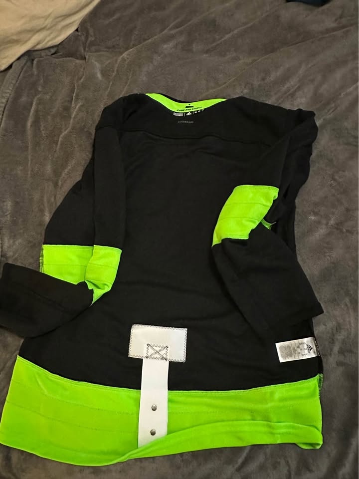 Dallas Stars Neon Blackout Adidas Jersey – Size 52 - photo 3