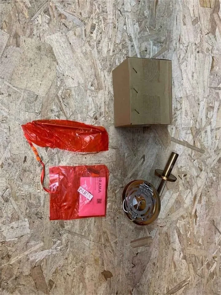 Hatfield Sconce Wall Light in Vibrant Gold image indicator(3)