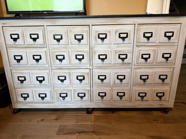 Cabinet / credenza