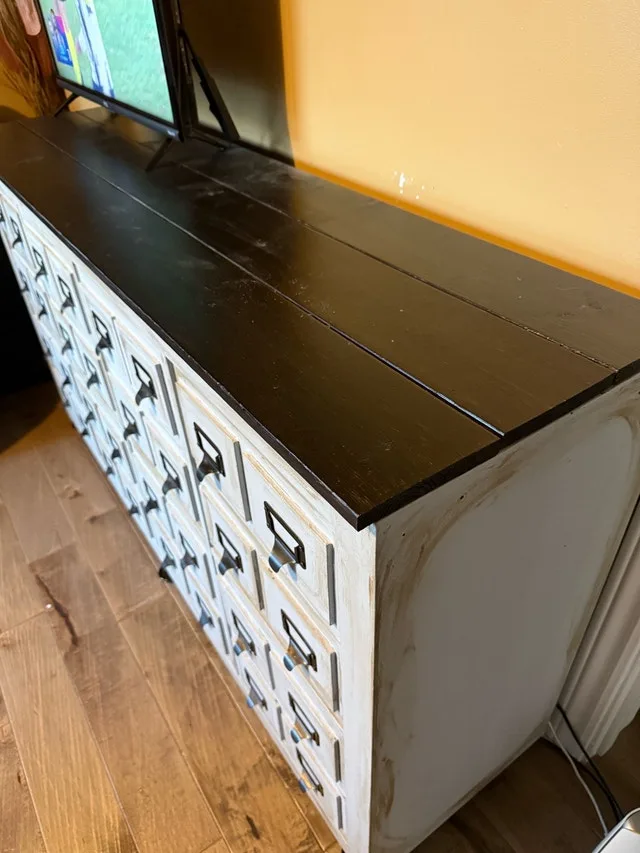 Cabinet / credenza image indicator(3)