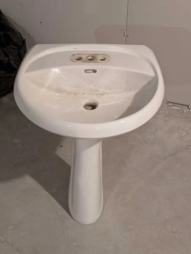 Vintage Pedestal sink and faucet