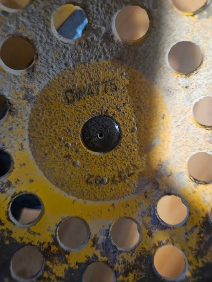 Dewalt 5" angle grinder with 7" diamond cup grinding wheel image indicator(5)