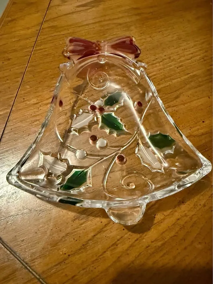 Mikasa Holiday Bells 7" sweet dish or relish dish