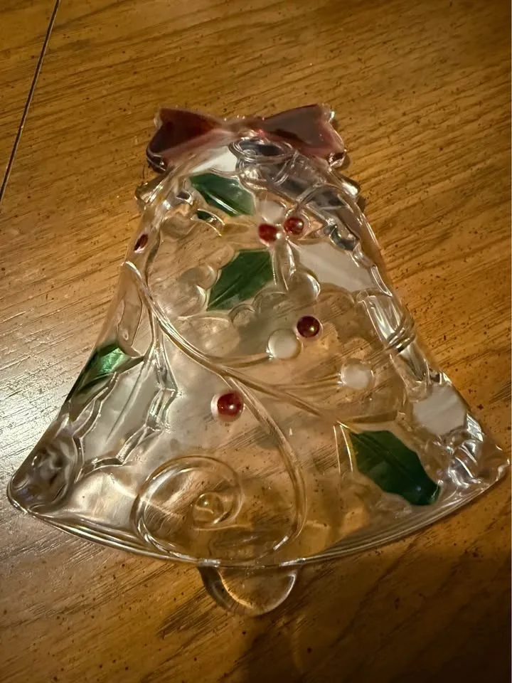 Mikasa Holiday Bells 7" sweet dish or relish dish image indicator(2)