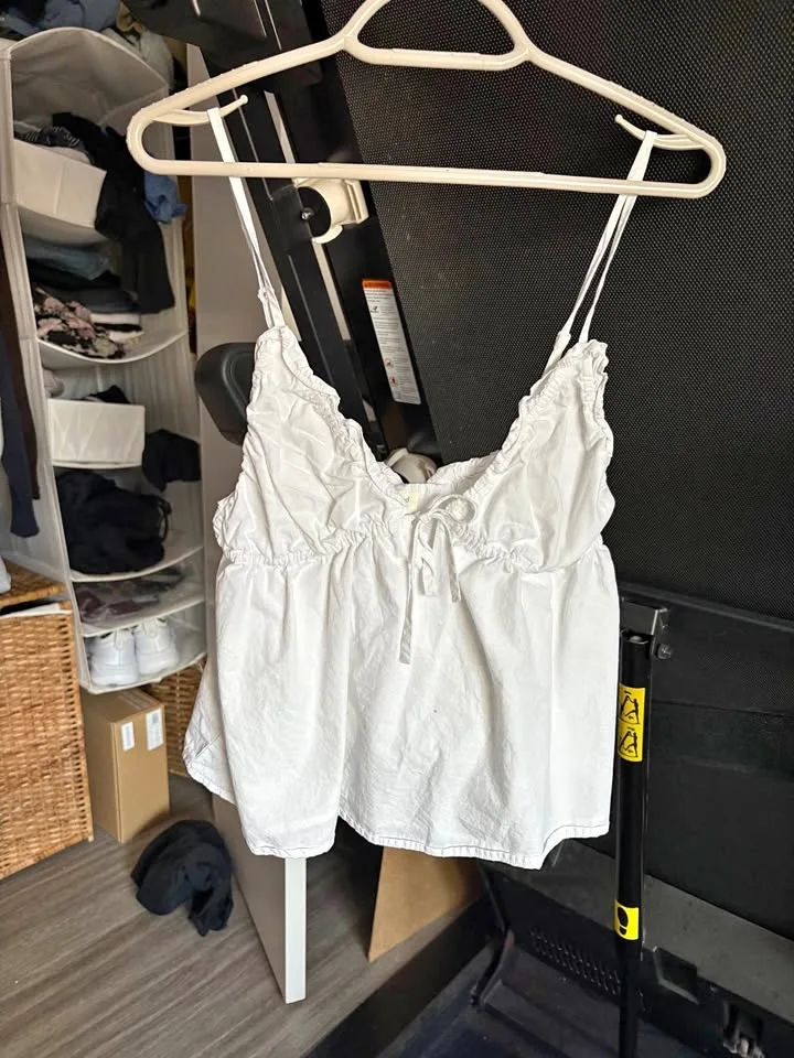 Aritzia top