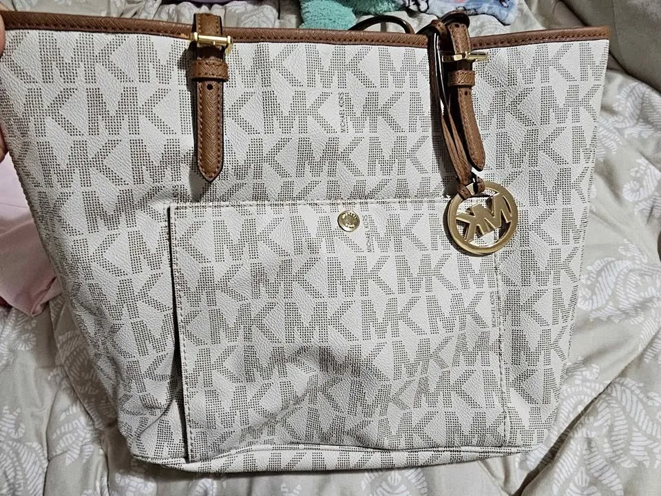 MK Tote #cleanout