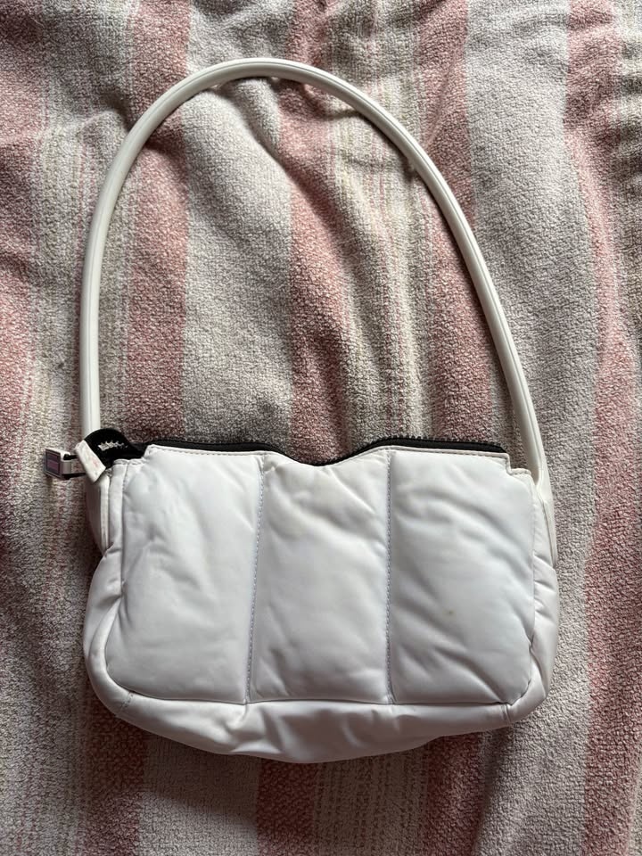 Marc Jacob’s heaven shoulder bag - photo 3