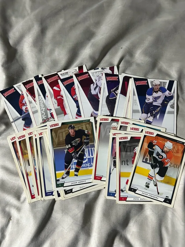 Upper Deck Victory Hockey Cards