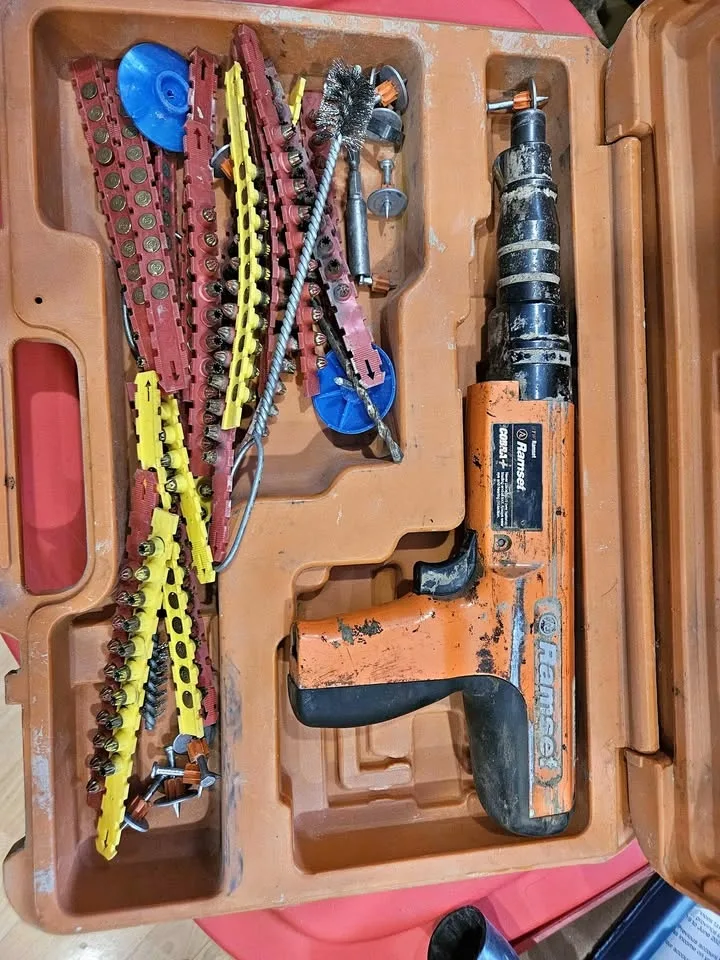 Ramset cobra+ 22 gauge nailer