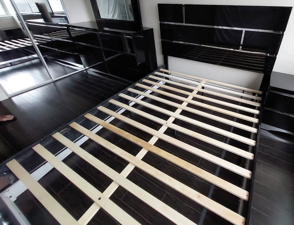 Modern Black Glossy Queen Bed Frame + Headboard - photo 2