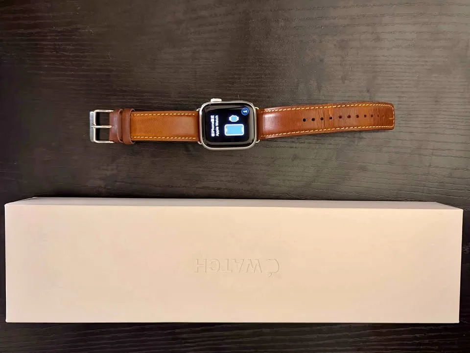 Apple Watch 8 41mm Wifi- Silver